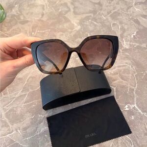 Prada Tortoise Cat-Eye Sunglasses - Brown Gradient Lenses
